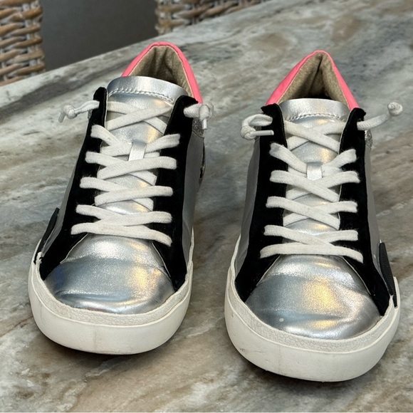 Women’s DOLCE VITA Zina low top sneakers in dark silver- Size 8 - Picture 6 of 13